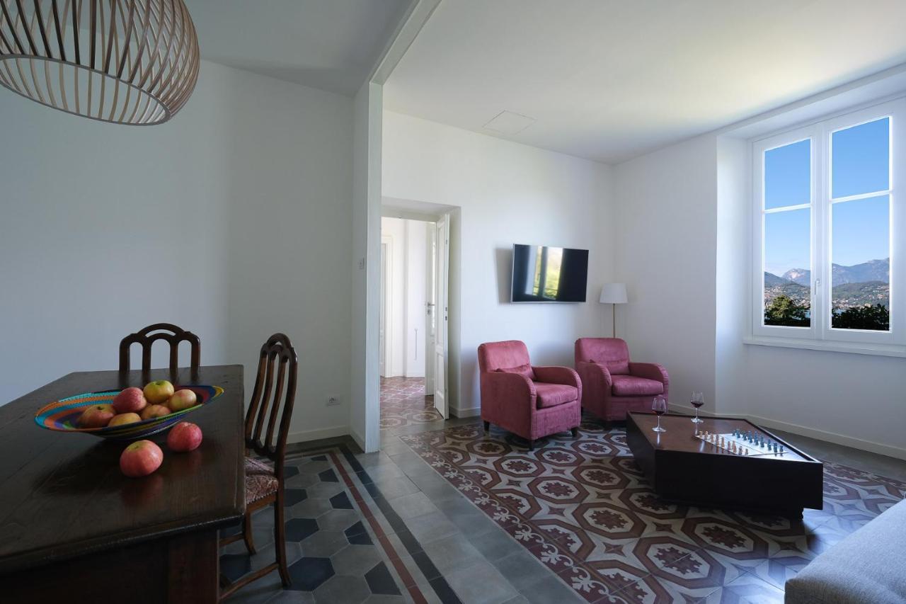 Villa Gina Варенна Екстер'єр фото